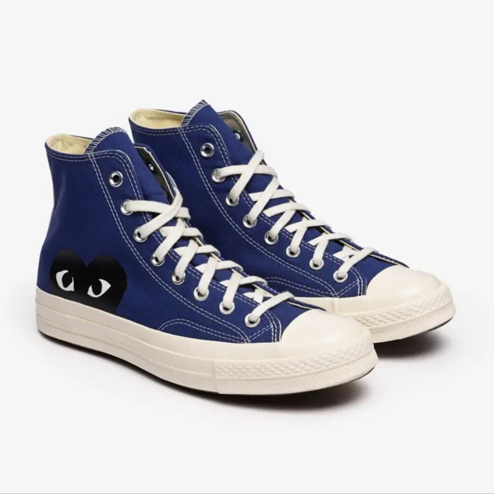 NWT CdG PLAY x Converse Chuck Taylor All Star Single Heart High-Top Sneakers